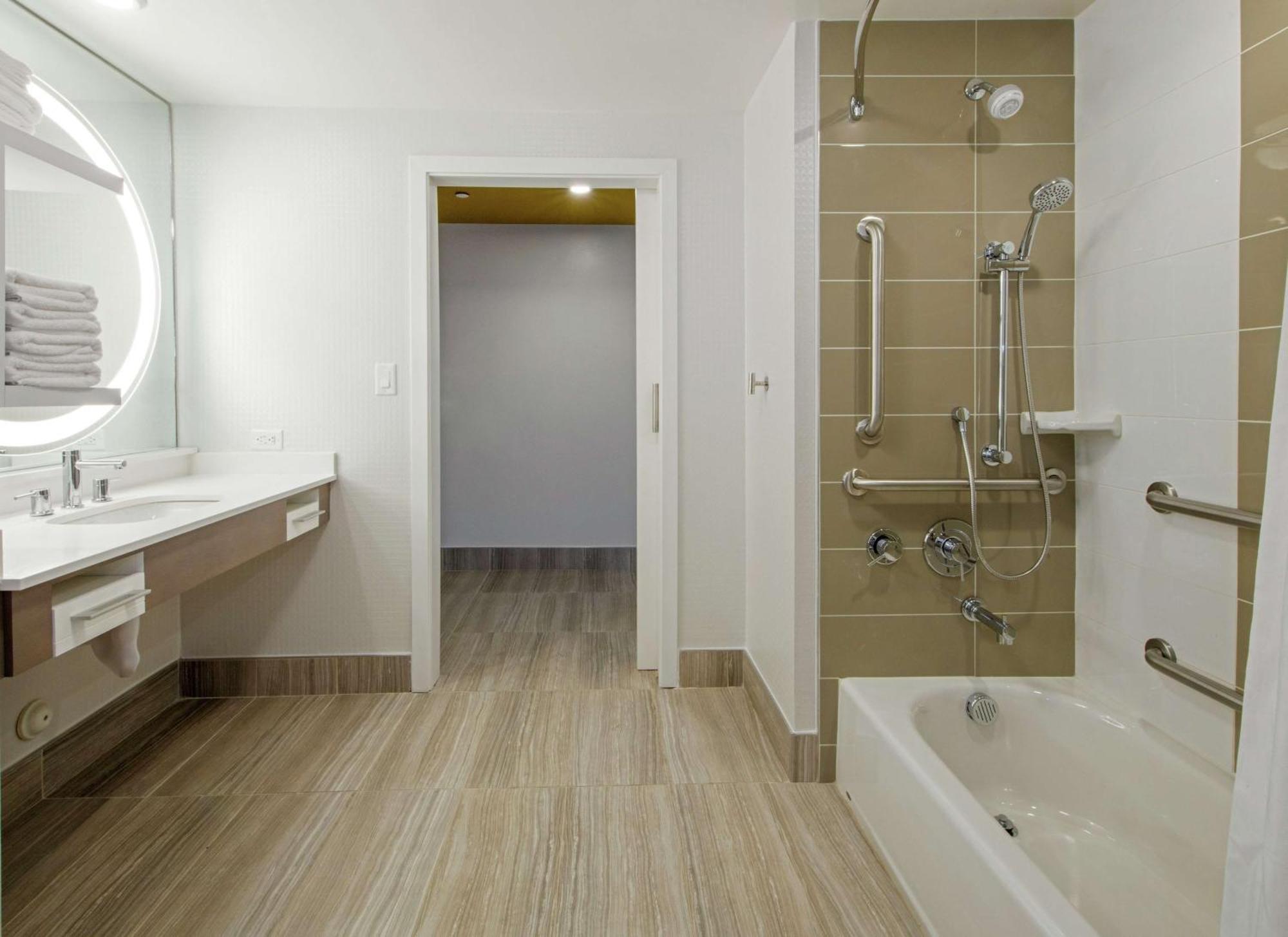 Hampton Inn & Suites Raleigh-Durham Airport-Brier Creek Ngoại thất bức ảnh